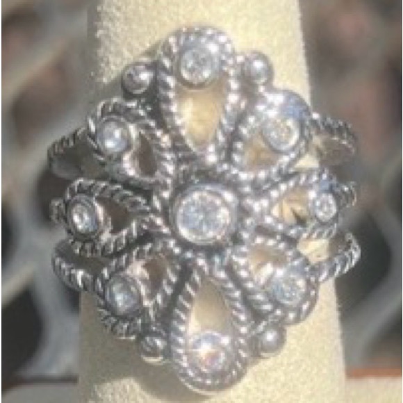 Premier Designs Jewelry - Premier Designs Naomi Silver Tone Ring, Size 7, EUC